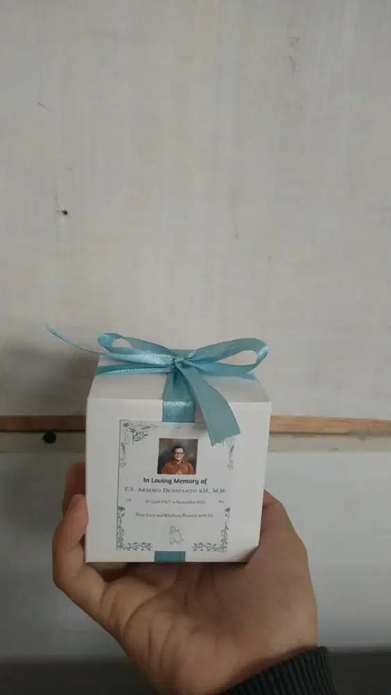 Packing online shop / finishing souvenir