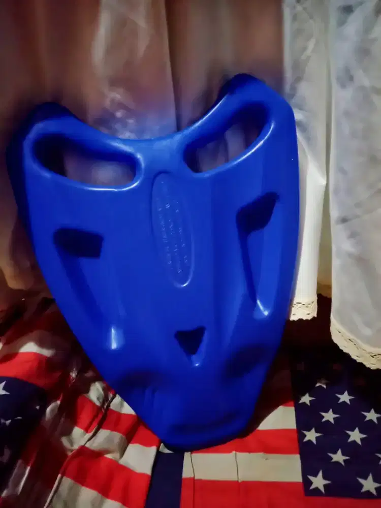 Papan Renang Anak & Dewasa – Ringan, Kuat, dan Nyaman Dipakai