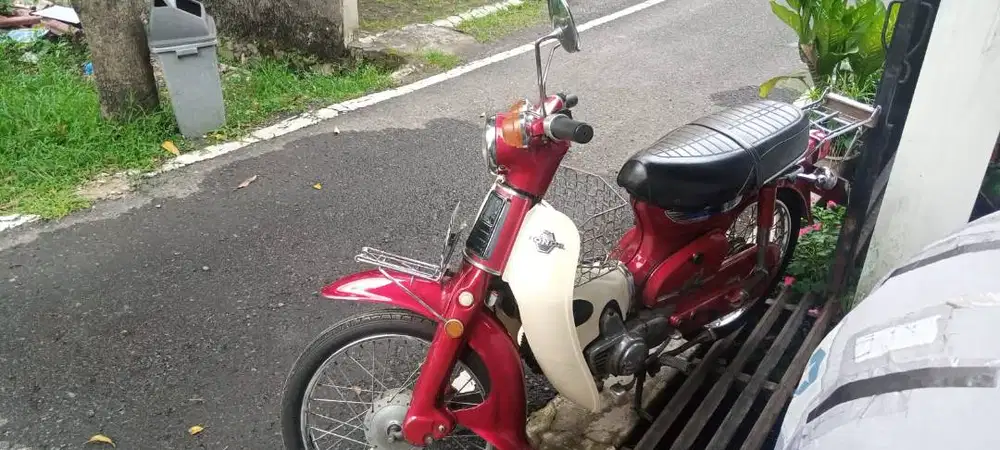 DIJUAL MOTOR HONDA BEKJUL C70 TAHUN 75