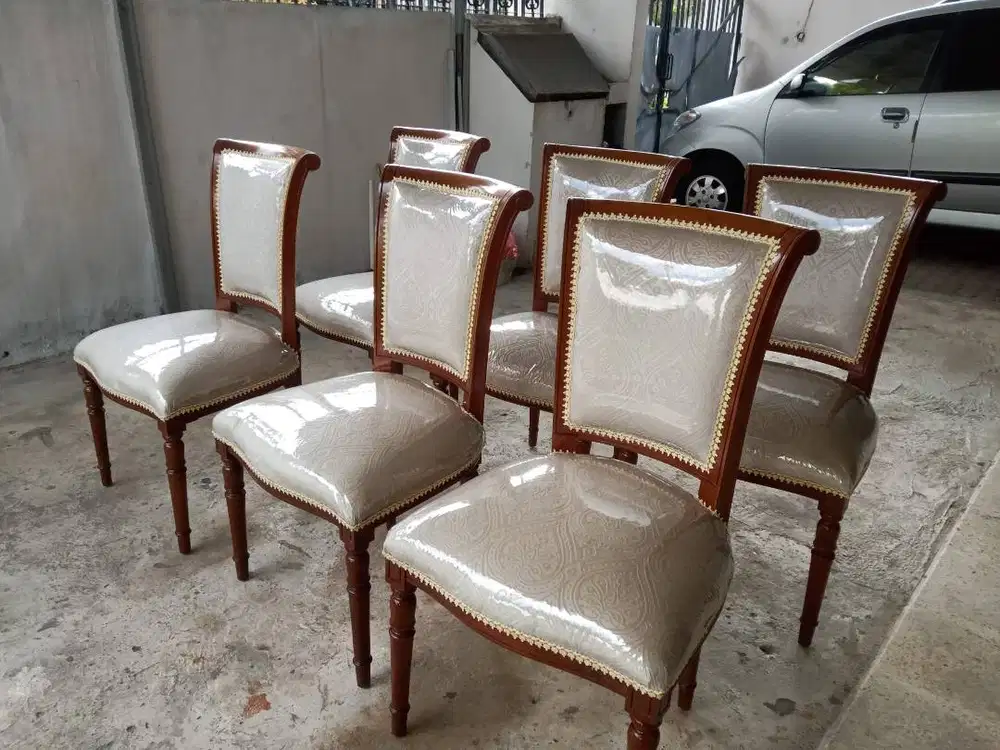 Menerima perbaikan reparasi kursi kantor makan harga bersaing