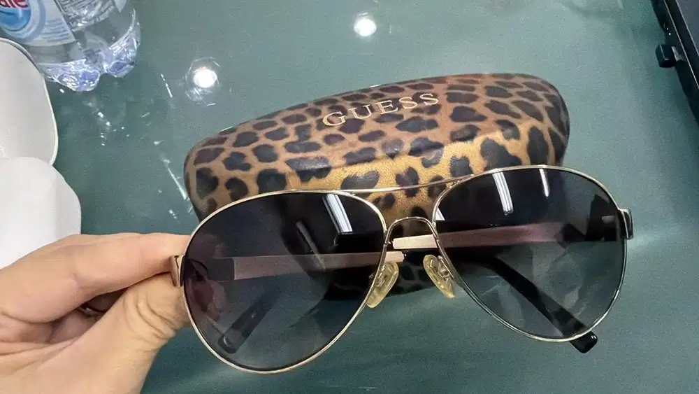 KACAMATA GUESS ORIGINAL