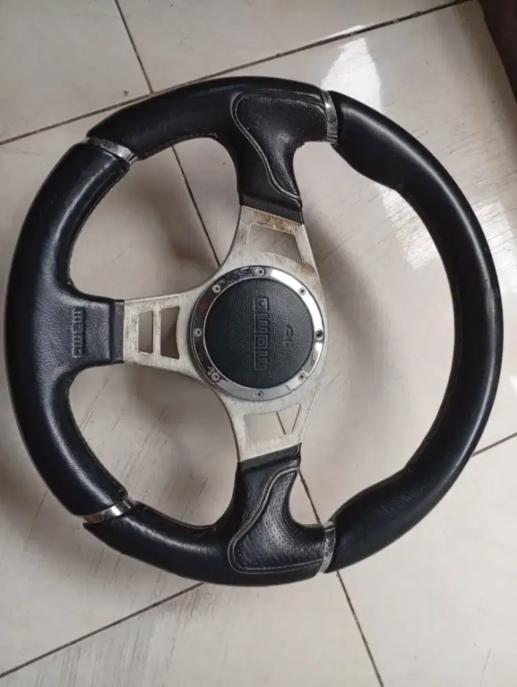 Stir racing bekas copotan merk momo