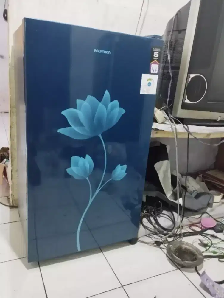 Di jual kulkas polytron 1 pintu