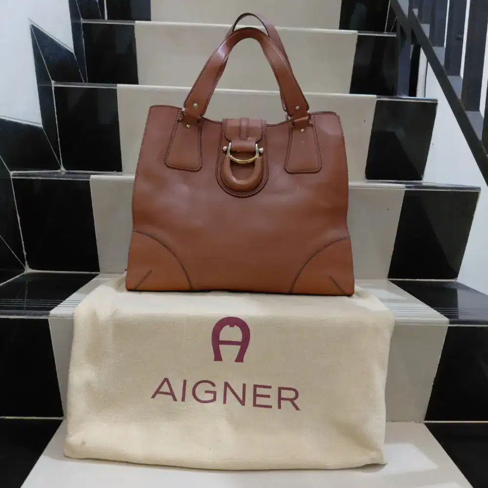 Tas Kulit Wanita AIGNER Original Authentic Seperti Baru Mulus Sekali