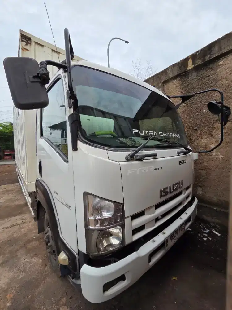 TRUK ISUZU GIGA FRR 190 PS 2018