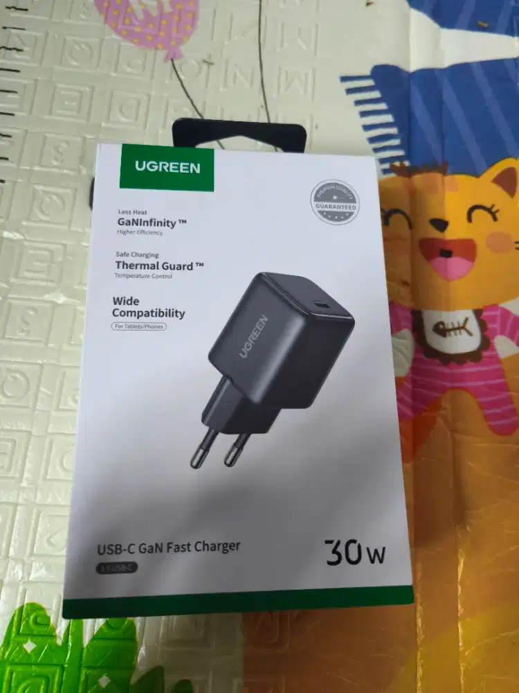 Charger Ugreen 30watt GaN Fast Charging type C