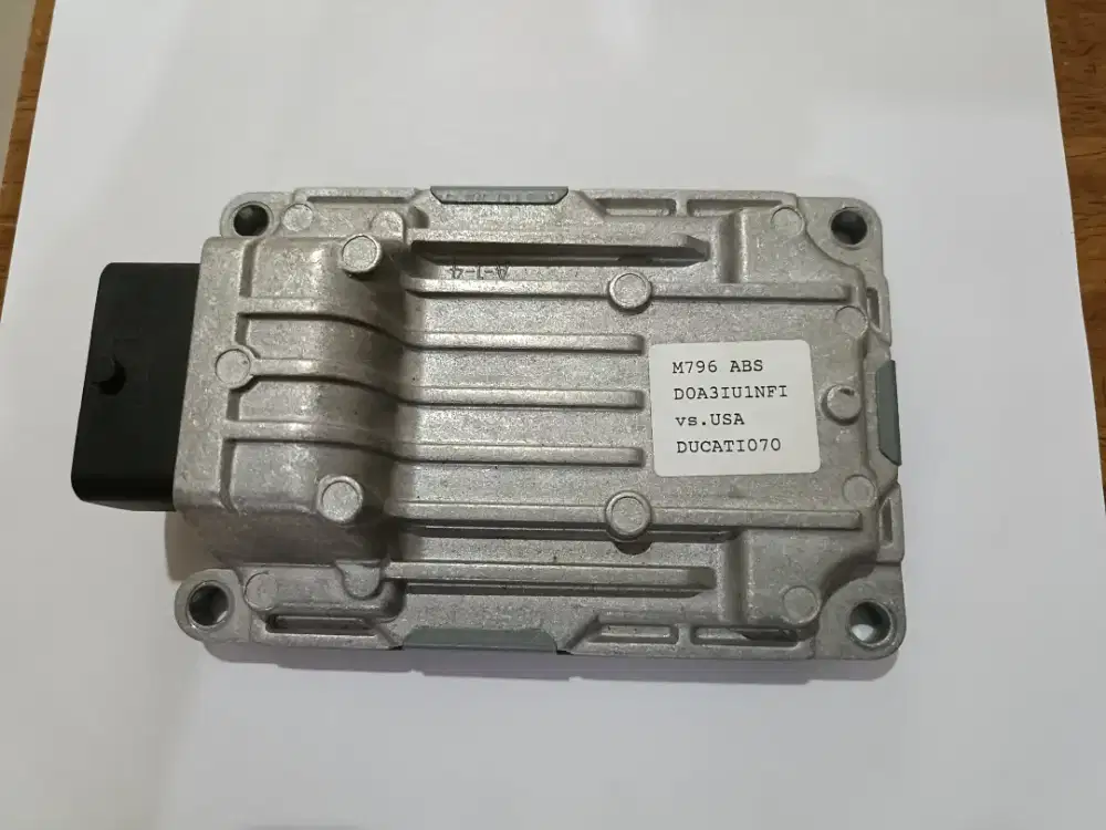 ECM ECU DUCATI MONSTER 796 ABS