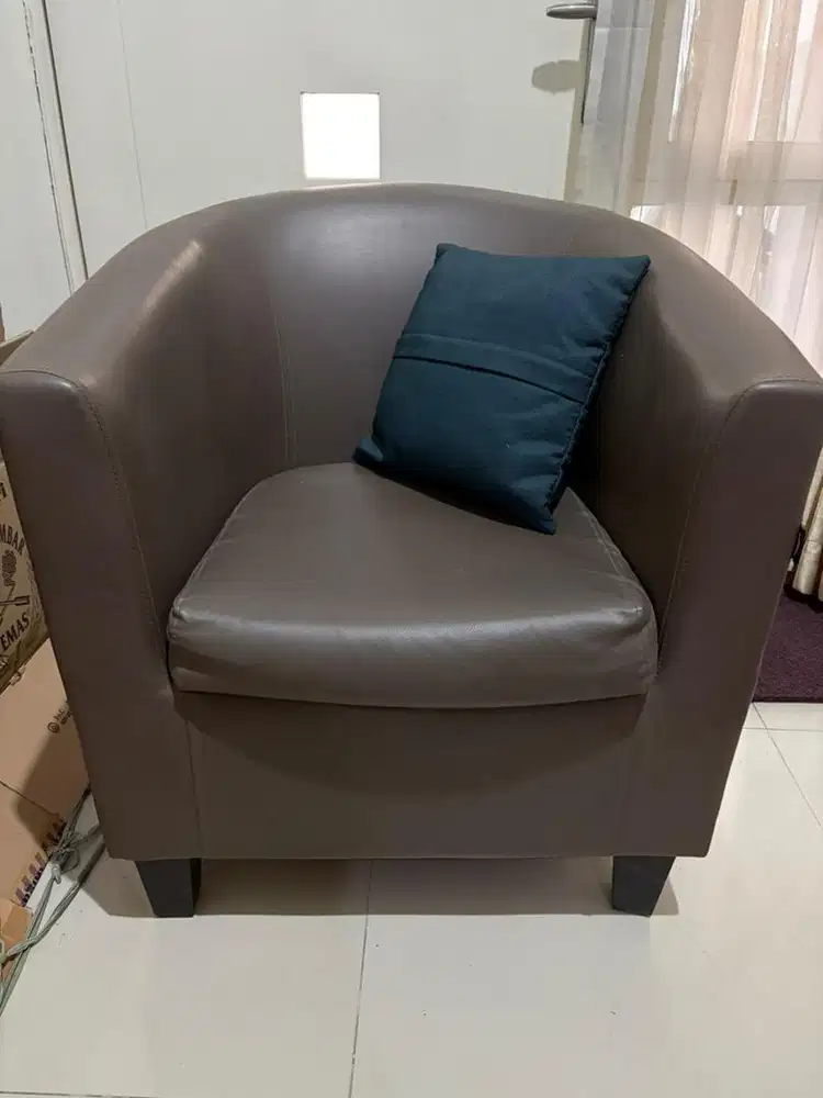Informa Sofa 1 seater tempat duduk kulit sintetis empuk single