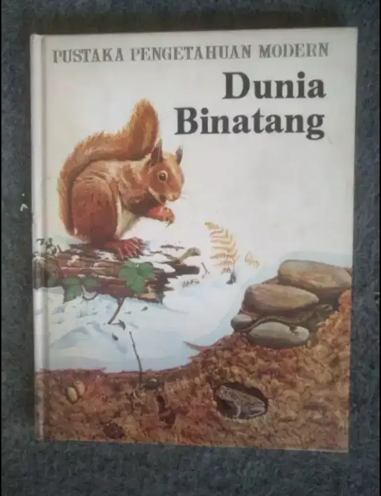 Buku Pustaka ilmu pengetahuan modern tentang DUNIA BINATANG