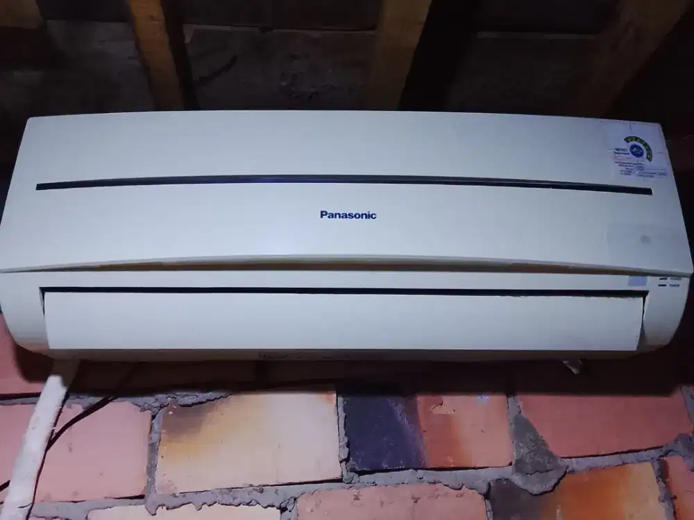 AC panasonic setengah PK kondisi bagus dingin siap pake no minus