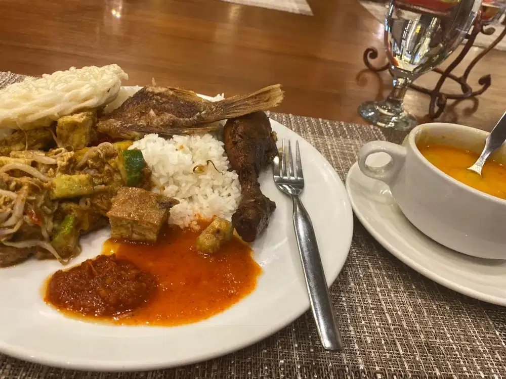 DIBUTUHKAN BABYSITTER ANAK 3 TAHUN SEGERA