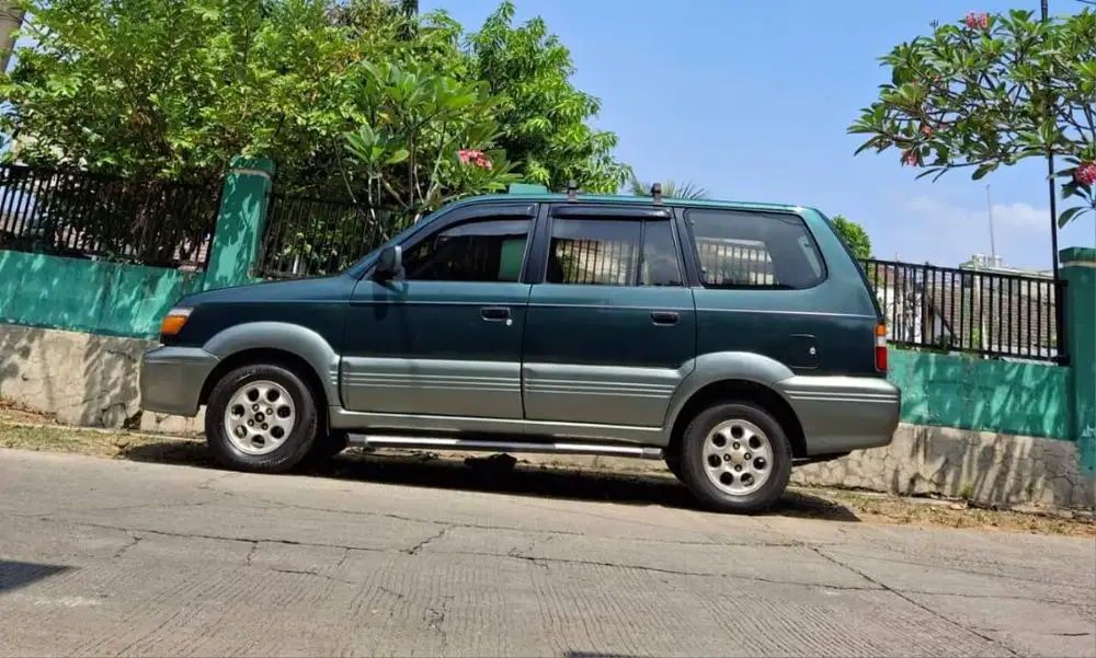 DIJUAL: Toyota Kijang Krista 1999 - SIAP PAKAI!  Kondisi Istimewa, Raw