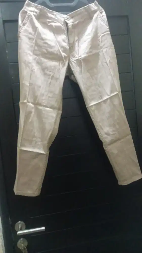 Jual borongan celana pria dan baju Koko serta baju wanita lemari