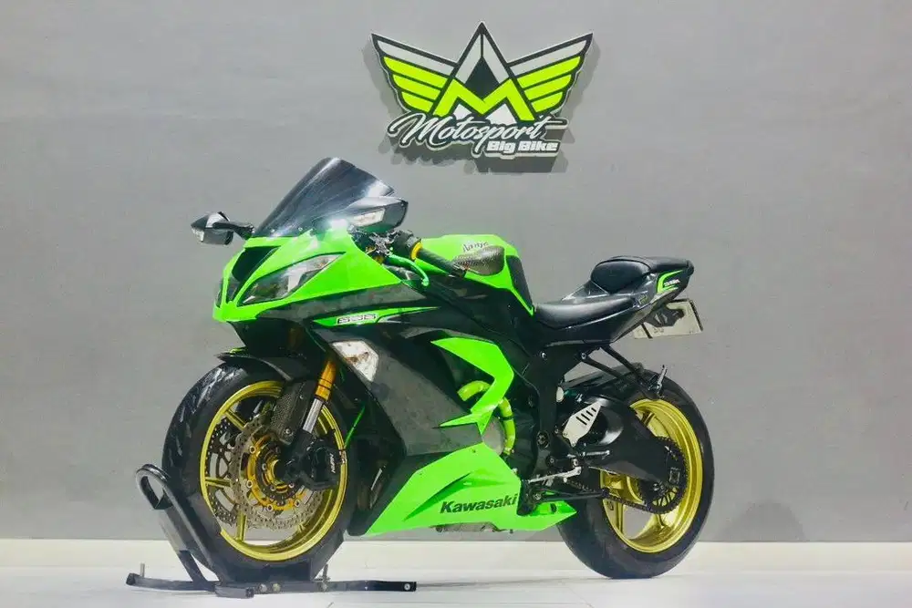 Kawasaki zx636R like new ZX6R CBR650 ZX25R GSX600