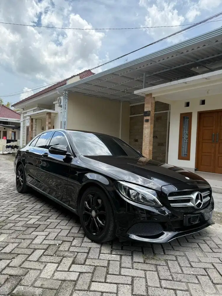Mercedes-Benz c200 (2016)