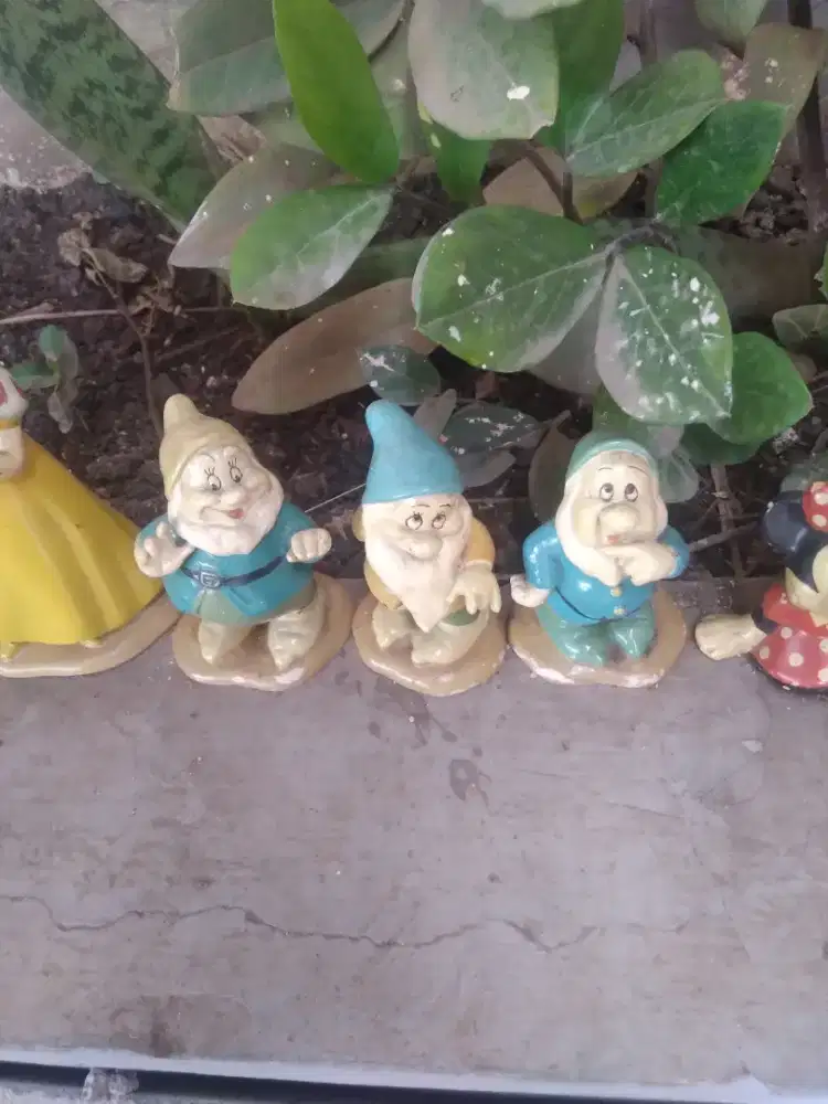 Patung keramik taman