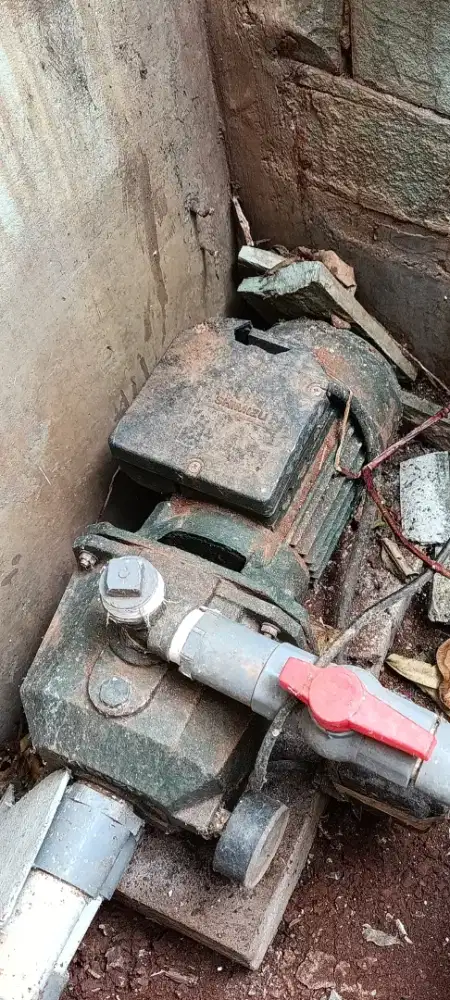 Pompa air dan jet pendorong air