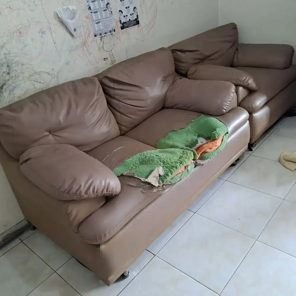 Sofa bekas kondisi bagus