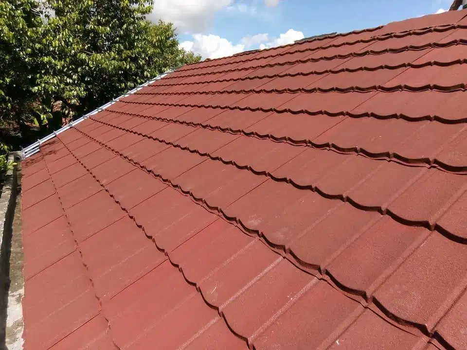 Bongkar Renovasi Atap Dengan Baja Ringan Dijamin Atap Anti Lapuk