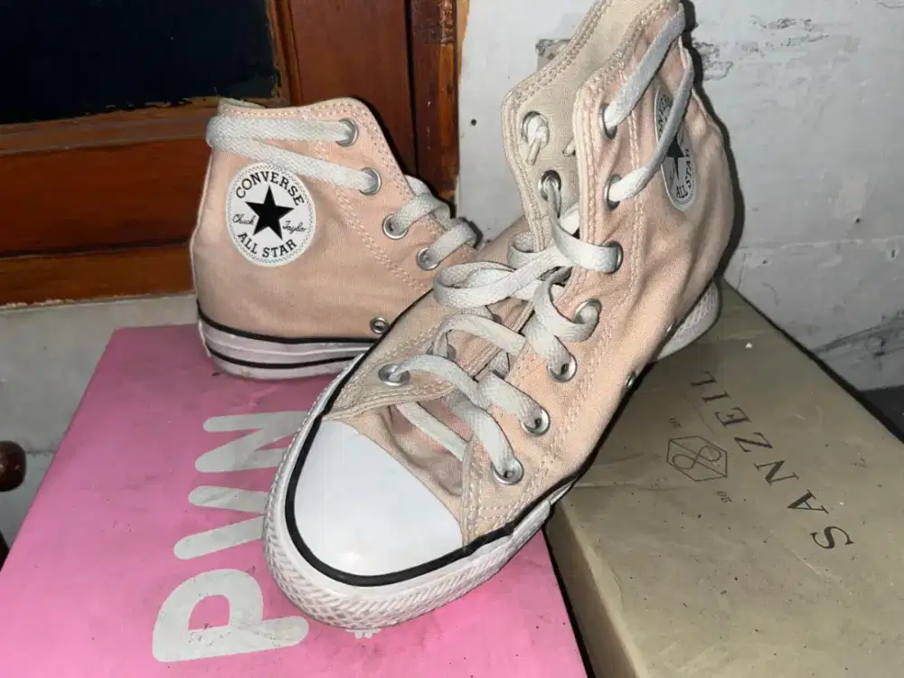 Converse All Star Pink High-top — Cute & Ready dipakai!