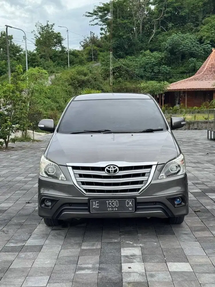 (DP 25JUTA) KIJANG INNOVA 2.5 V 2013 MATIC DIESEL