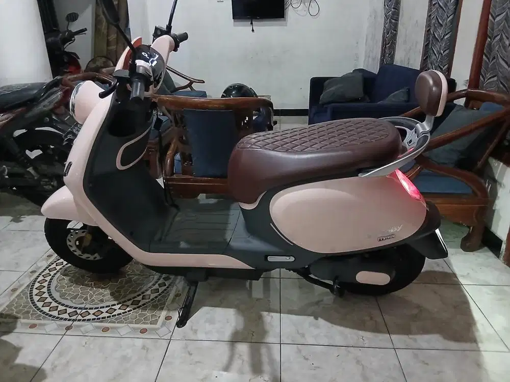 Di Jual Motor Listrik Uwinfly T80 A/T