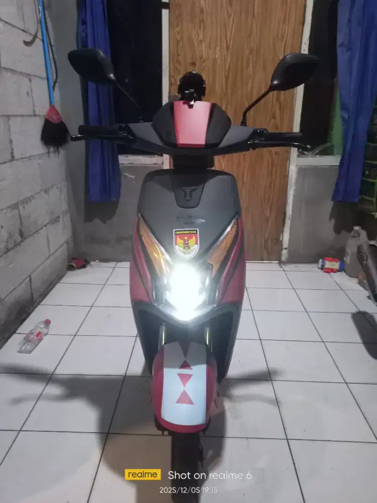 Sepeda listrik u winfly D65