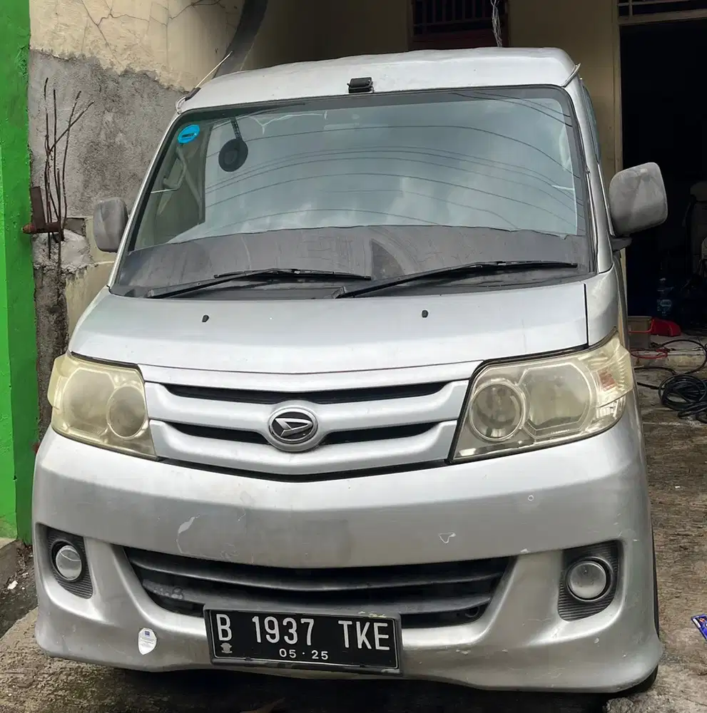 Daihatsu Luxio 2010 Bensin