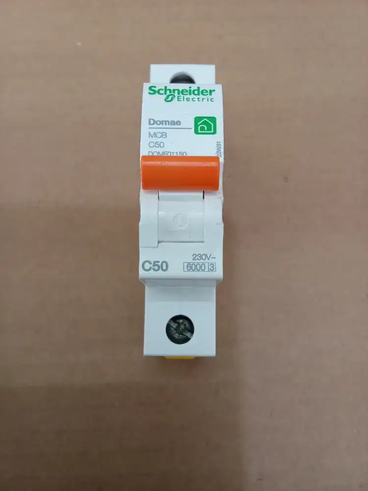 MCB SCHNEIDER 50A