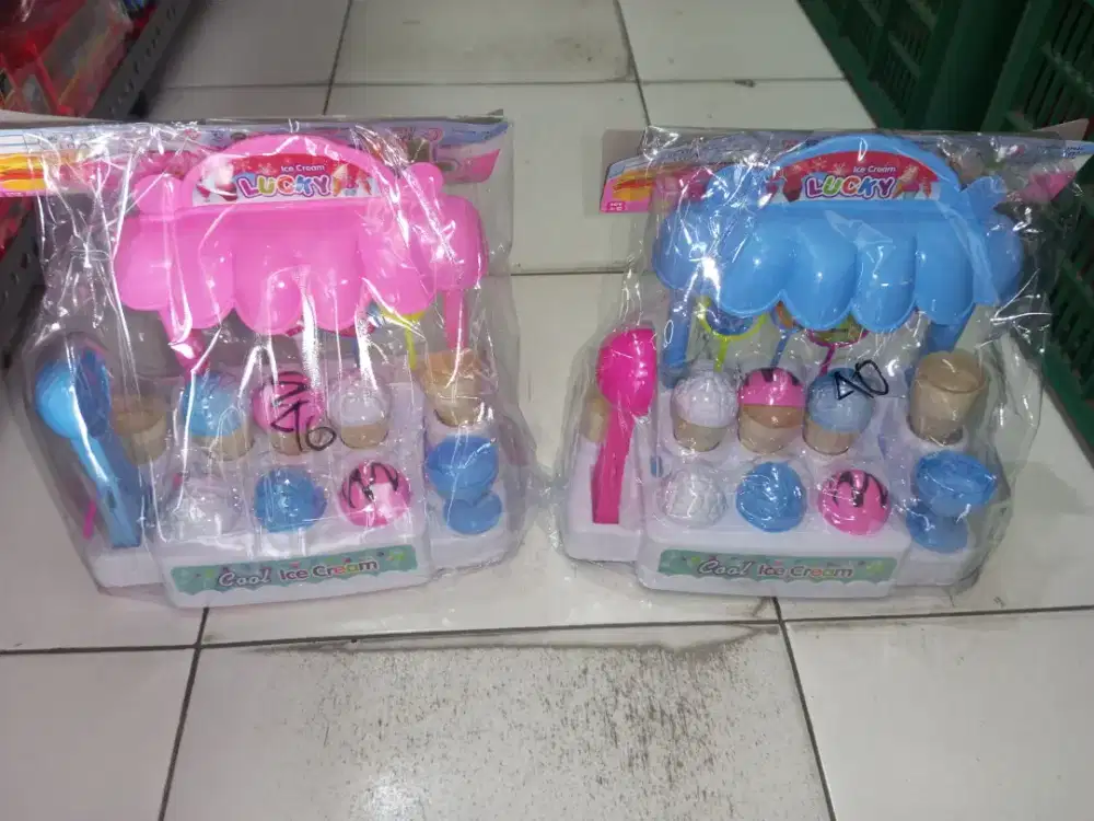 Mainan Anak Mesin Ice Cream
