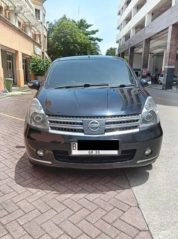 Nissan Grand Livina XV Ultimate 1.5 a/t,matic,automatic