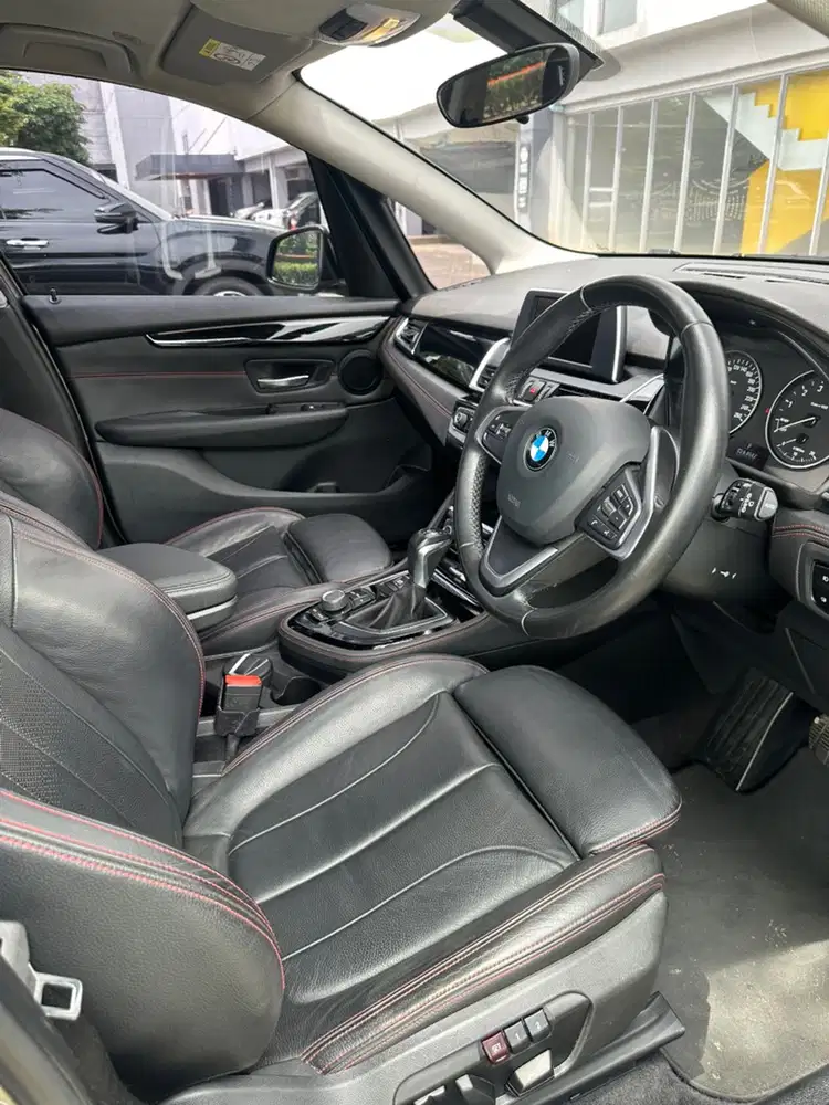 BMW 218i 2015 Bensin