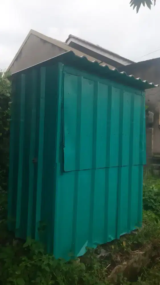 Booth container 1.5 x 2 m