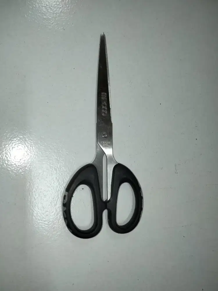 gunting sedang HSC 2025