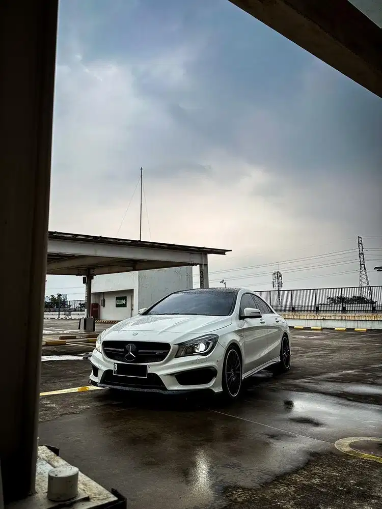 Mercedes CLA45 AMG 2015 2000cc AWD 4Matic CLA 45