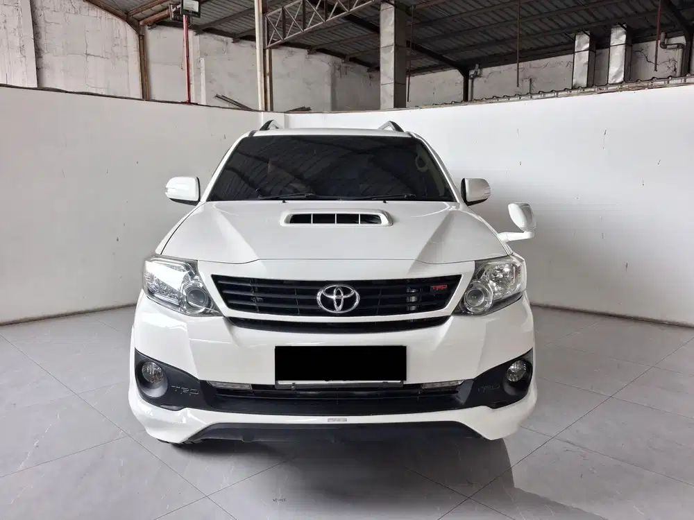 2015 Fortuner Vnt trd dsl at