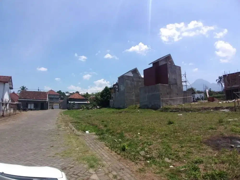 Batu 3 Kamar SHM Villa Inden Bangun