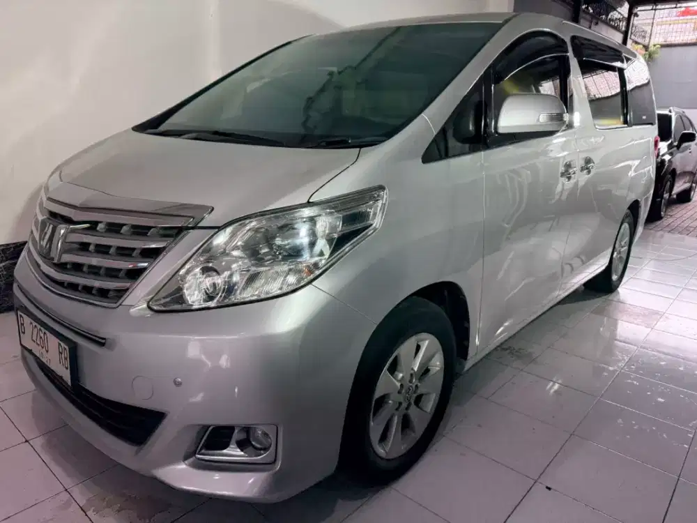 Toyota Alphard V6 cc 3.5 At 2012