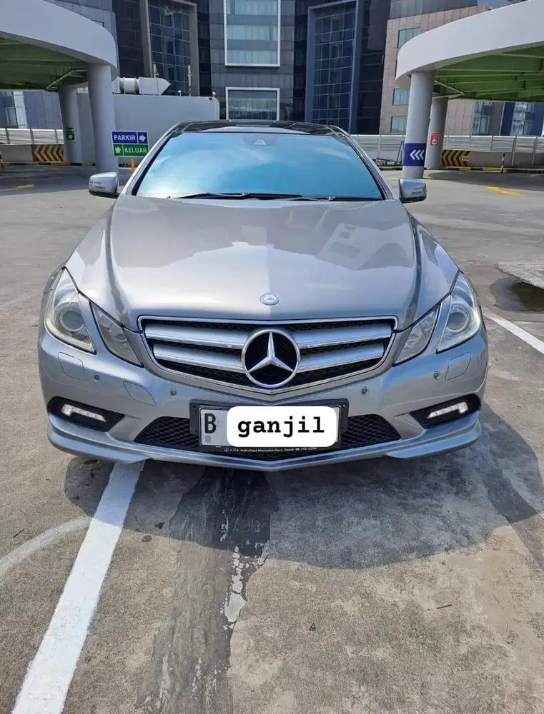 Mercedes E250 CGI Coupe 2011 - Km 50rban Record - Mgk Kemayoran