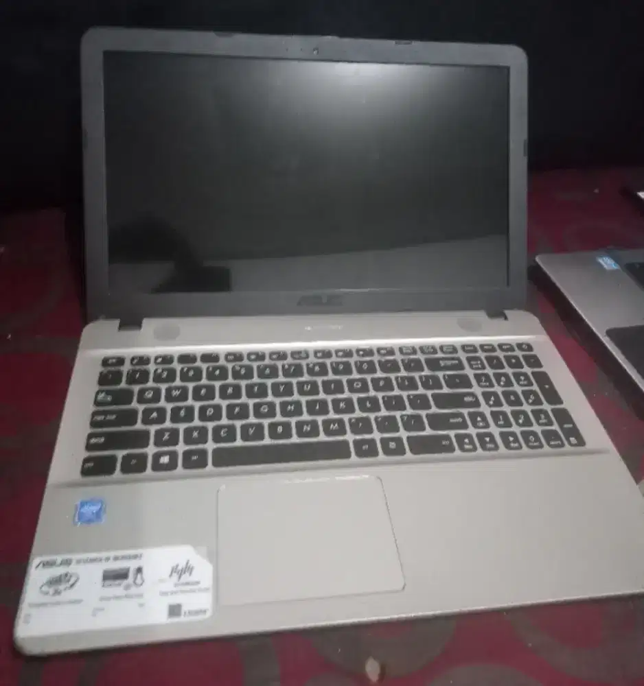 Laptop Asus mulus orian no minus siap pakai