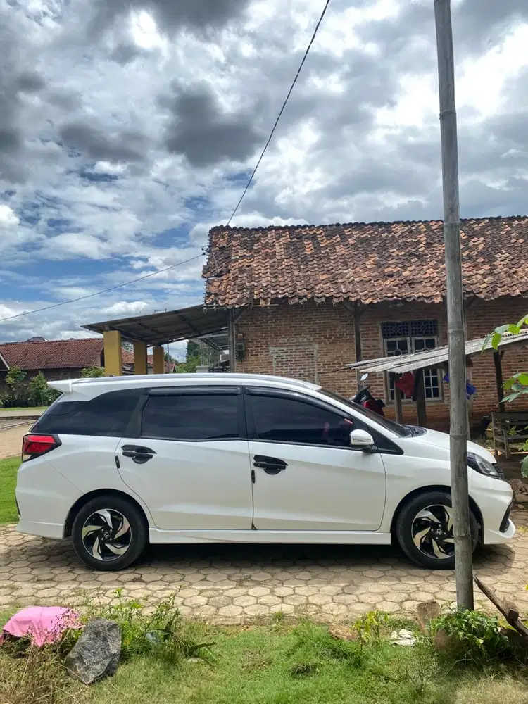 Honda Mobilio 2014 Bensin