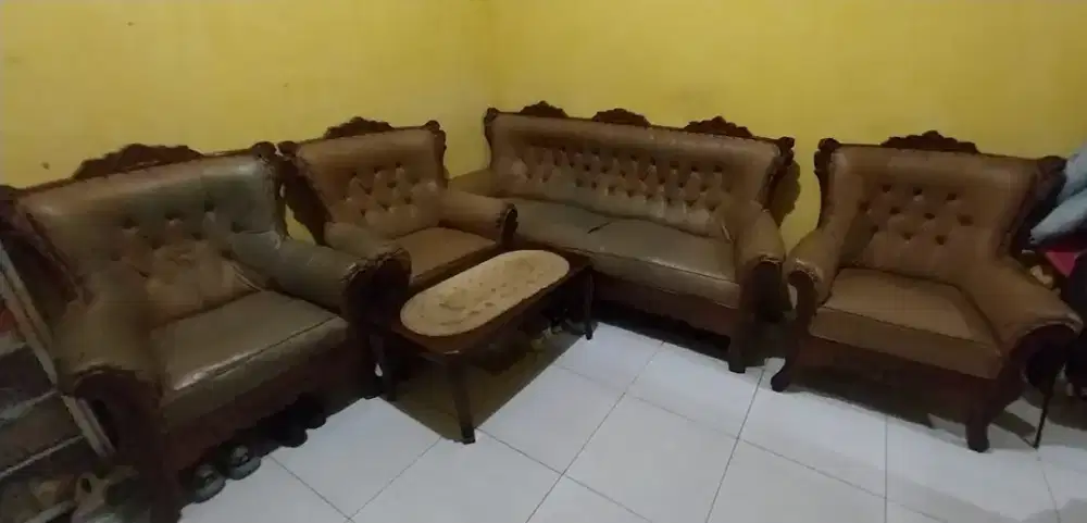 Kursi tamu bekas kayu jati kondisi istimewah