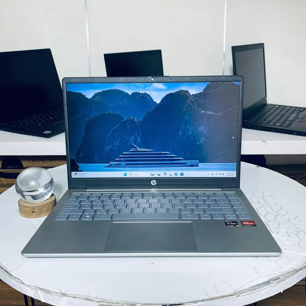 Laptop Hp 15 | Ryzen 7-7730U | 16GB | 512SSD