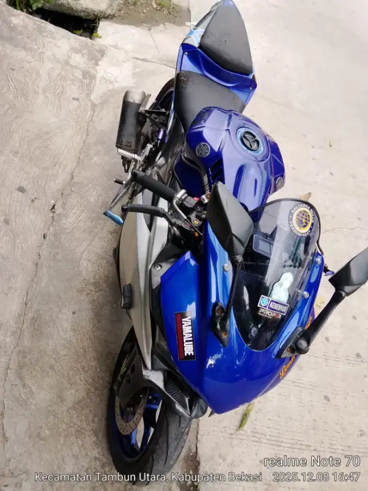 Yamaha R25 VER 1 DOHC 2 SILINDER