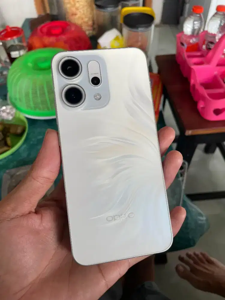 Oppo Reno 14 5g Ram 12/256Gb Second garansi sampai agus 2026