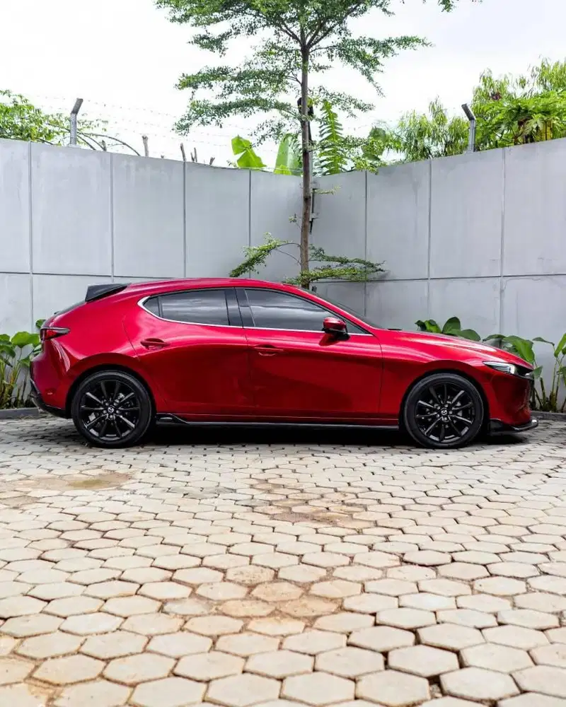 Mazda 3 Hatchback 2025 km 5rb