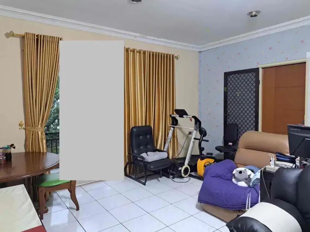 rumah Metro Sunter luas 15x18 m2 bangunan 2 lantai Dalam komplek jalan lebar