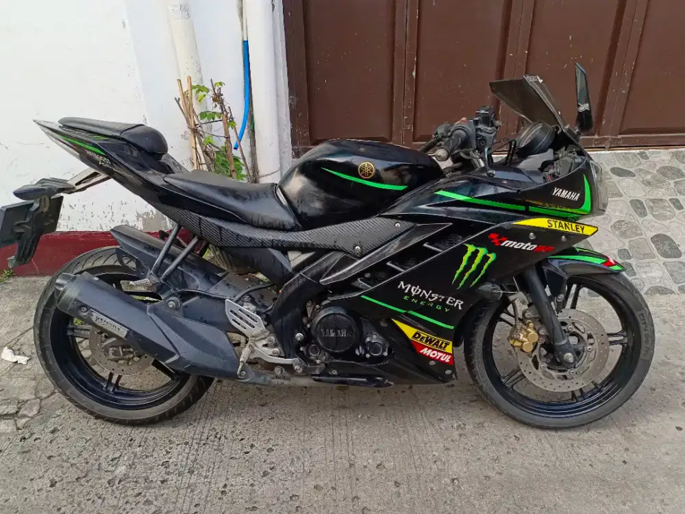 Yamaha R15 V2 Tech3 Monster Tahun 2015 Mesin Halus JOZZ Siap TancapGas