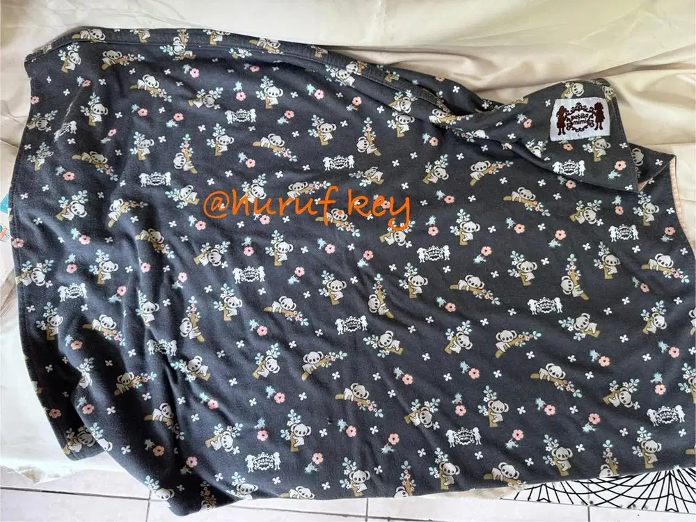 Gendongan Kaos/ GEOS Petite Mimi PRELOVED