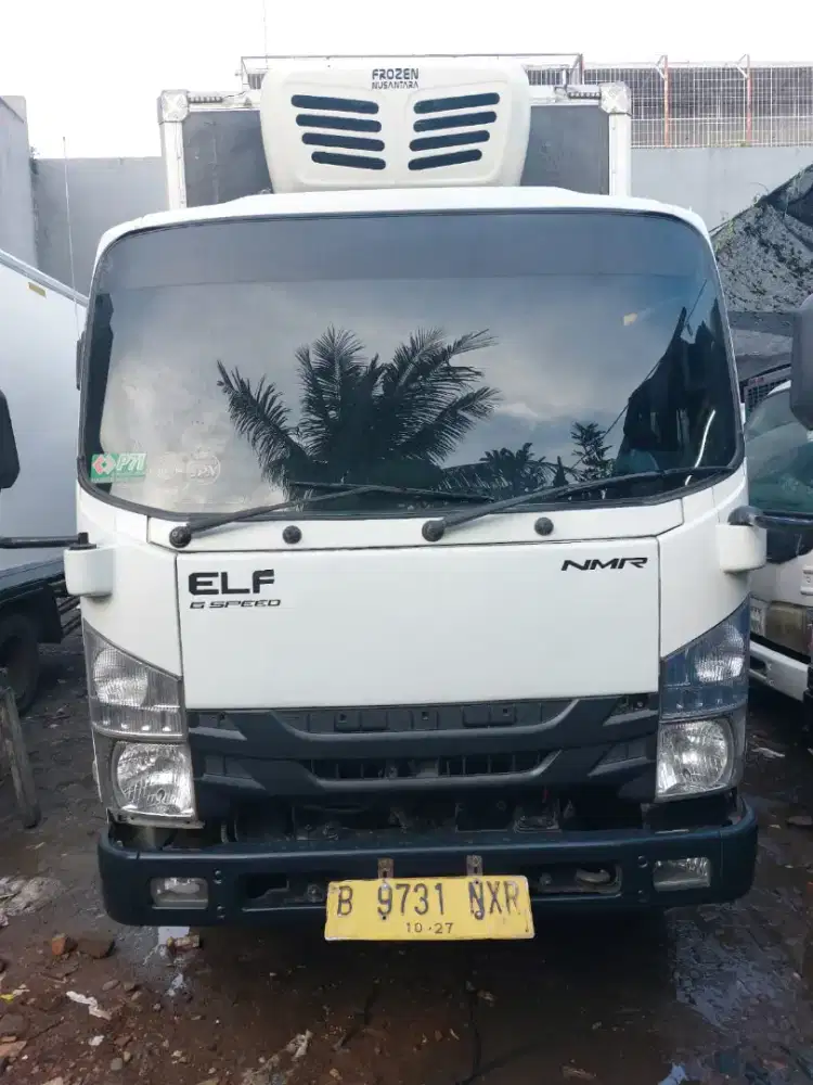 Truk Isuzu elf NMR81 Box Pendingin